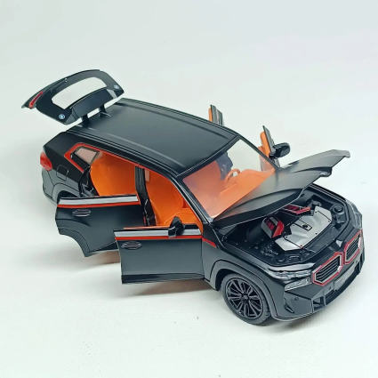 Металлическая машинка BMW XM Автопром инерционная 20,5 см черная матовая со светом и звуком 1:25 двери открываются