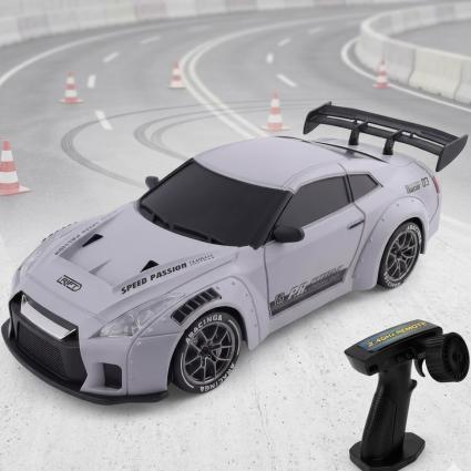 Радиоуправляемая дрифт машина Nissan GT-R 1:24 Power Motors 4WD 