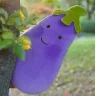 Мягкая игрушка ToyCloud Баклажан 45 см ярко фиолетовый с вышитой мордочкой