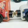 Магнітні дерев’яні машинки WToys 49325 — набір спецтехніки з тваринками, 1+ років