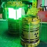 Ліхтар Сталкера лампа у вигляді ядерного реактора 12см із зеленим світлом, розсувний корпус, ручка, на батарейках