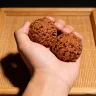 Игрушка-антистресс Орехи венван, фиджет игрушка для рук грецкие орешки 2 шт 4,6см