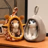 Плюшевая детская игрушка-подвеска Жирафик Joom в мягком домике-гнездышке 18 см